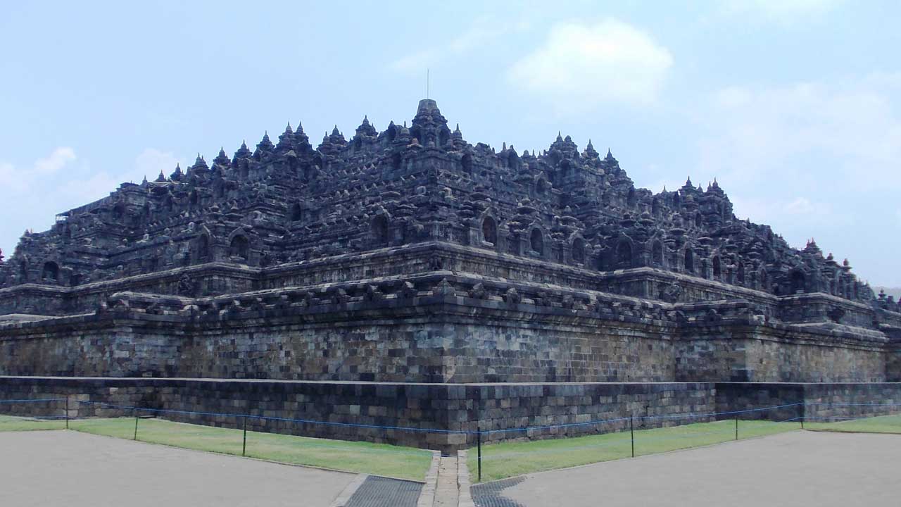 full screen background image